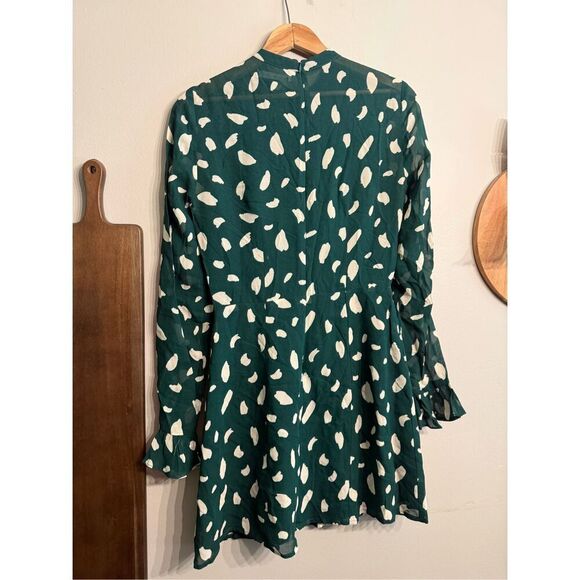 Reformation Green White Viscose Abstract Tie Front A-Line Mini Dress Size 4 - Picture 2 of 7